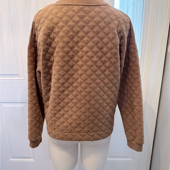 Joyspun Quilted Tan Sweater - Picture 3 of 3